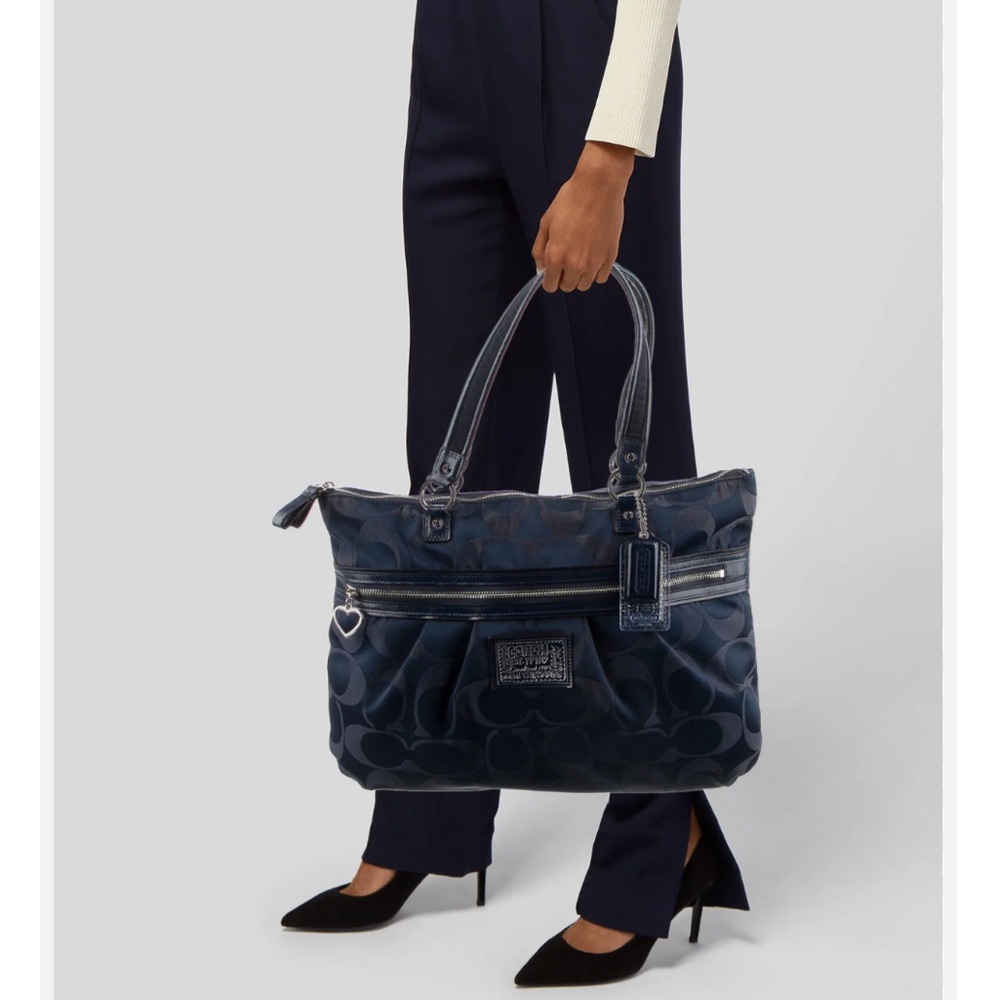 COACH Daisy Signature Monogram Navy Blue Jacquard Canvas Shoulder Tote Bag